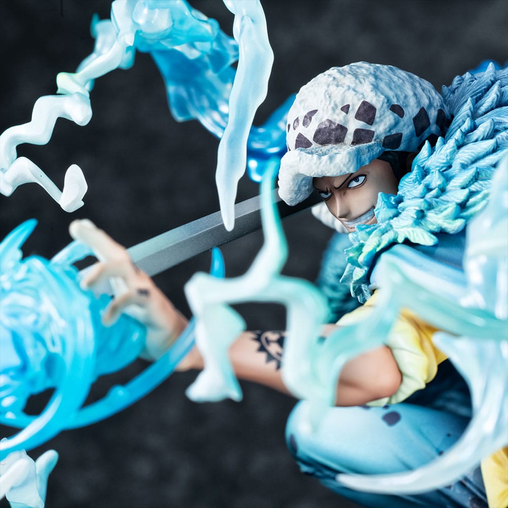 One Piece statuette PVC Portrait Of Pirates WA-MAXIMUM Trafalgar Law The Surgeon of Death Awaken Ver. 27 cm
