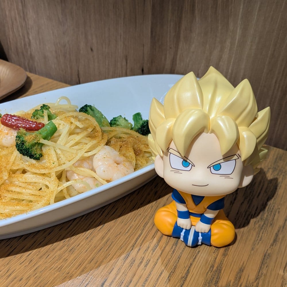 Dragon Ball DAIMA pack 2 figurines PVC Look Up Super Saiyan Son Goku (mini) & Super Saiyan Vegeta (mini) 11 cm (with gift)