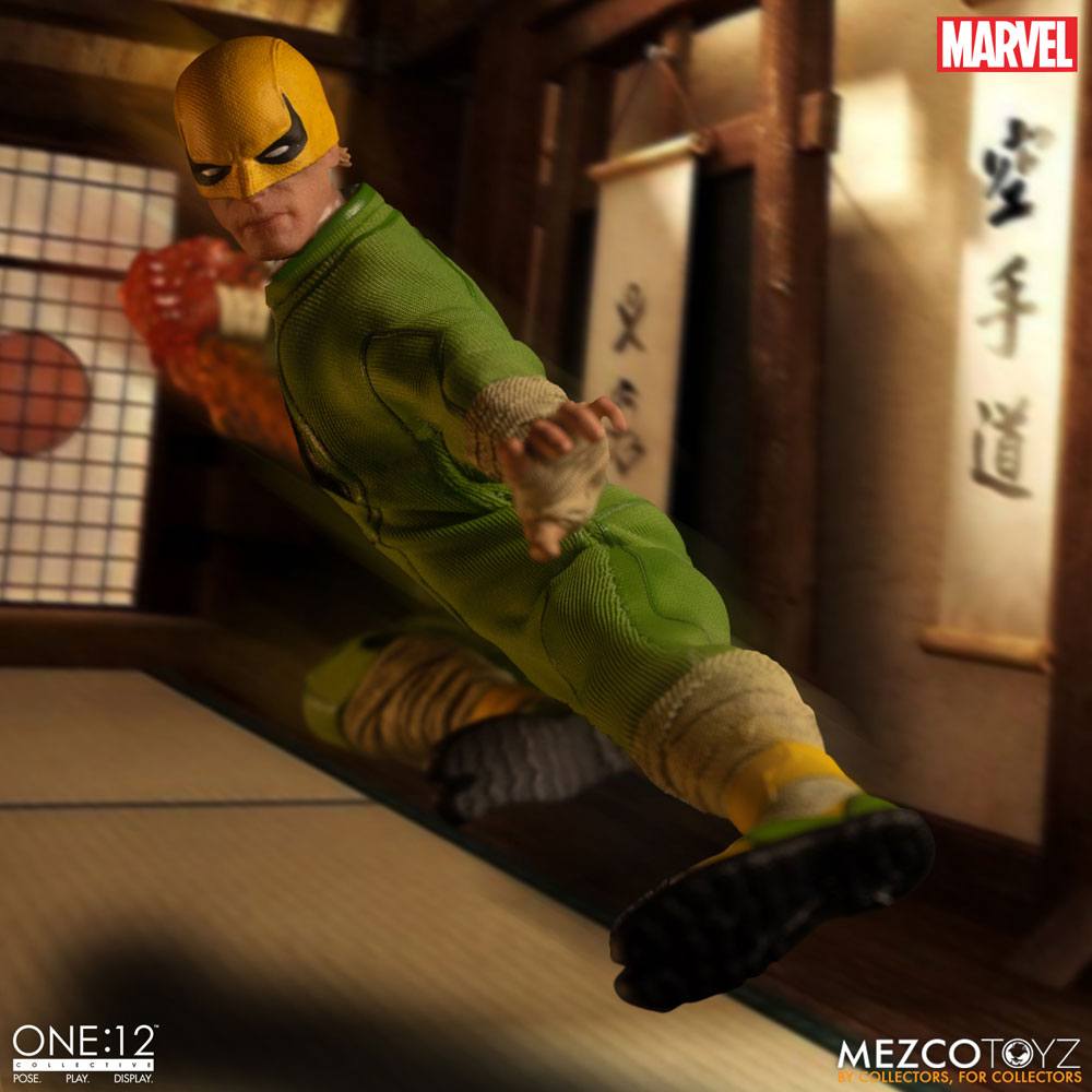 Marvel Comics One:12 Collective figurine 1/12 Iron Fist 17 cm