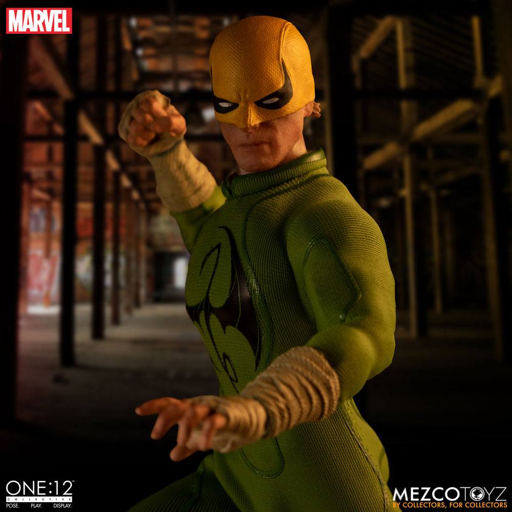 Marvel Comics One:12 Collective figurine 1/12 Iron Fist 17 cm