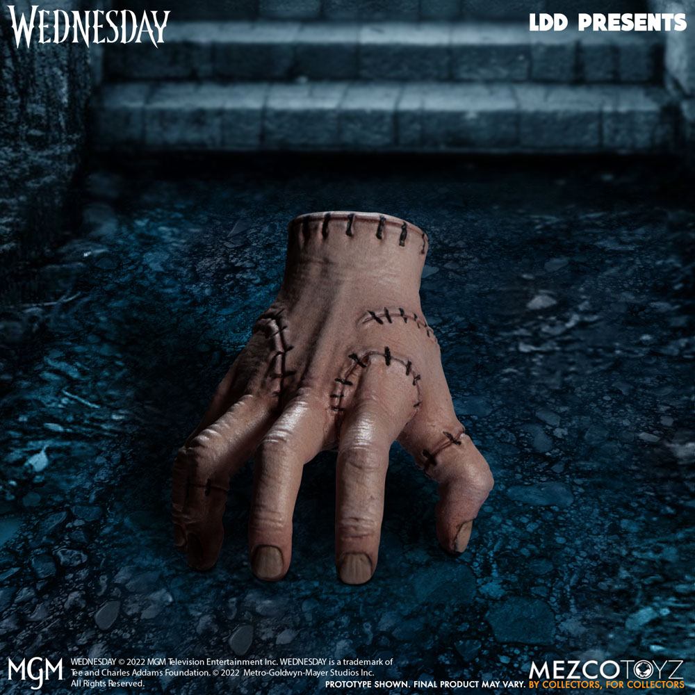 Wednesday Living Dead Dolls poupée Wednesday Addams 25 cm