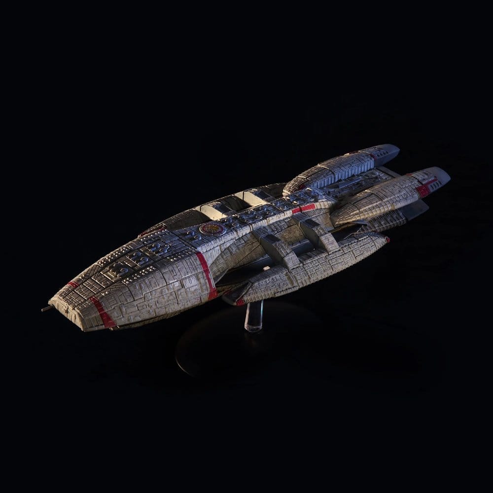 Battlestar Galactica Blood and Chrome modèle Battlestar Galactica 27 cm