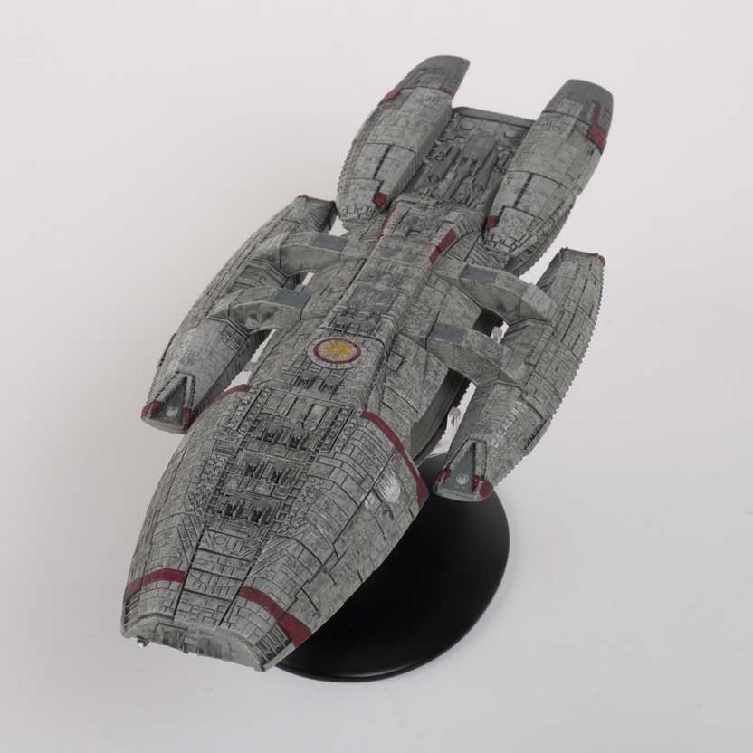 Battlestar Galactica Blood and Chrome modèle Battlestar Galactica 27 cm