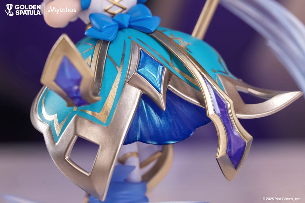 Golden Spatula statuette PVC Prestige Perfume Gem Chibi Janna Figure 17 cm