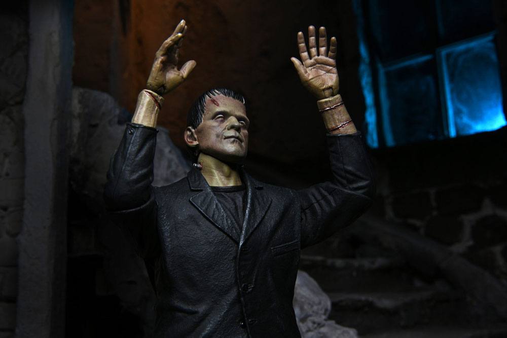 Universal Monsters figurine Ultimate Frankenstein's Monster (Color) 18 cm