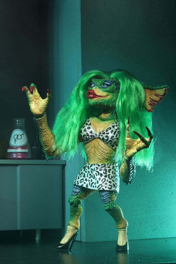 Gremlins 2 Ultimate figurine Greta 15 cm