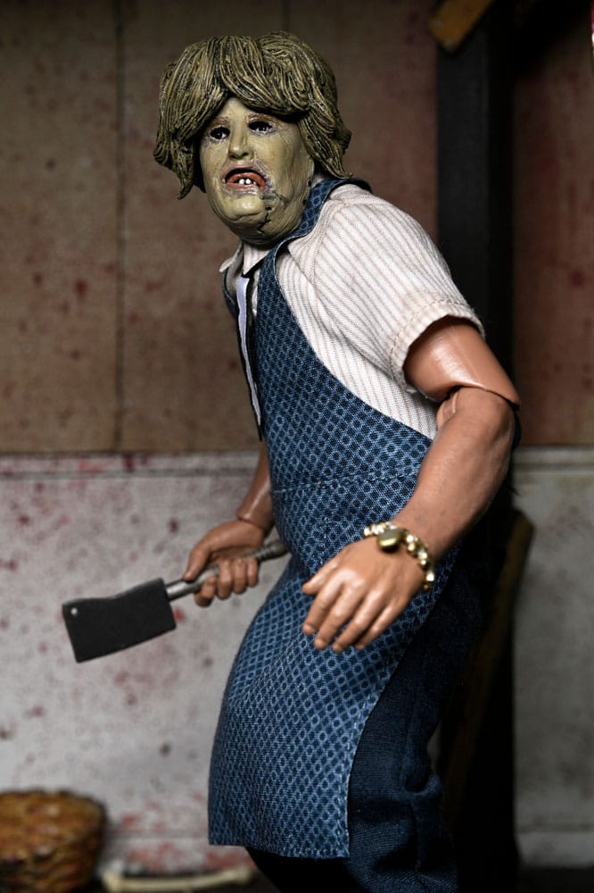 Massacre à la tronçonneuse Clothed figurine Leatherface with Old Lady Mask 20 cm