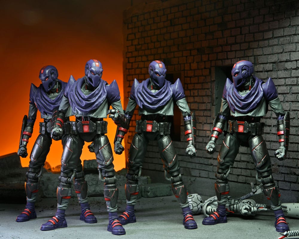 Teenage Mutant Ninja Turtles: The Last Ronin figurine Ultimate Foot Bot 18 cm