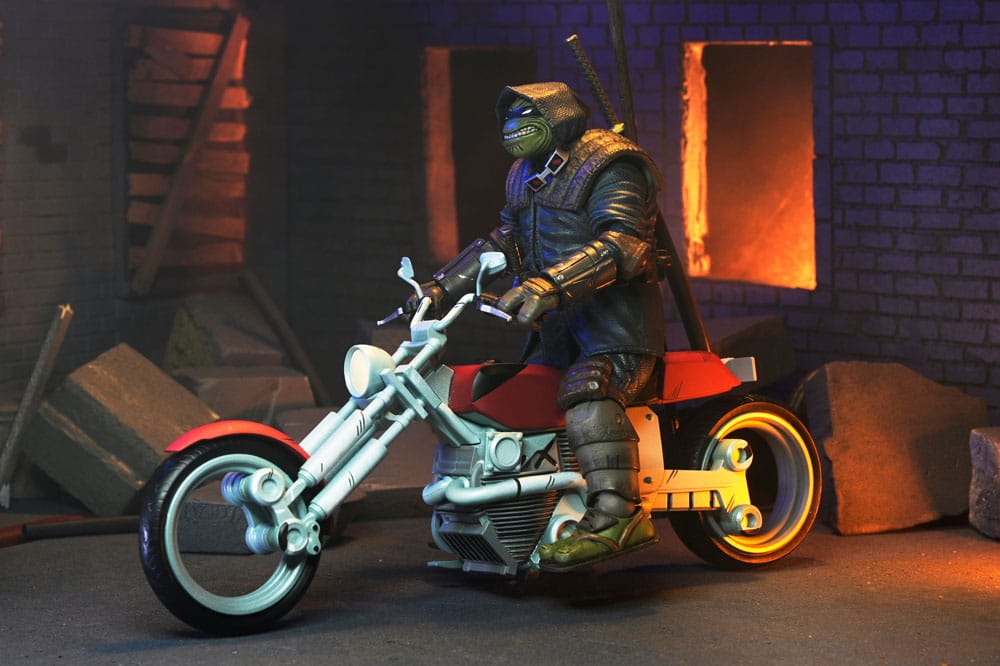Tortues Ninja (The Last Ronin The Lost Years) figurine Casey Marie with Last Ronin Motorcycle 18 cm