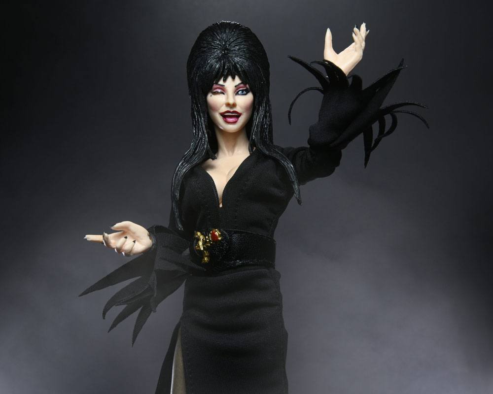 Elvira, Mistress of the Dark figurine Clothed 20 cm