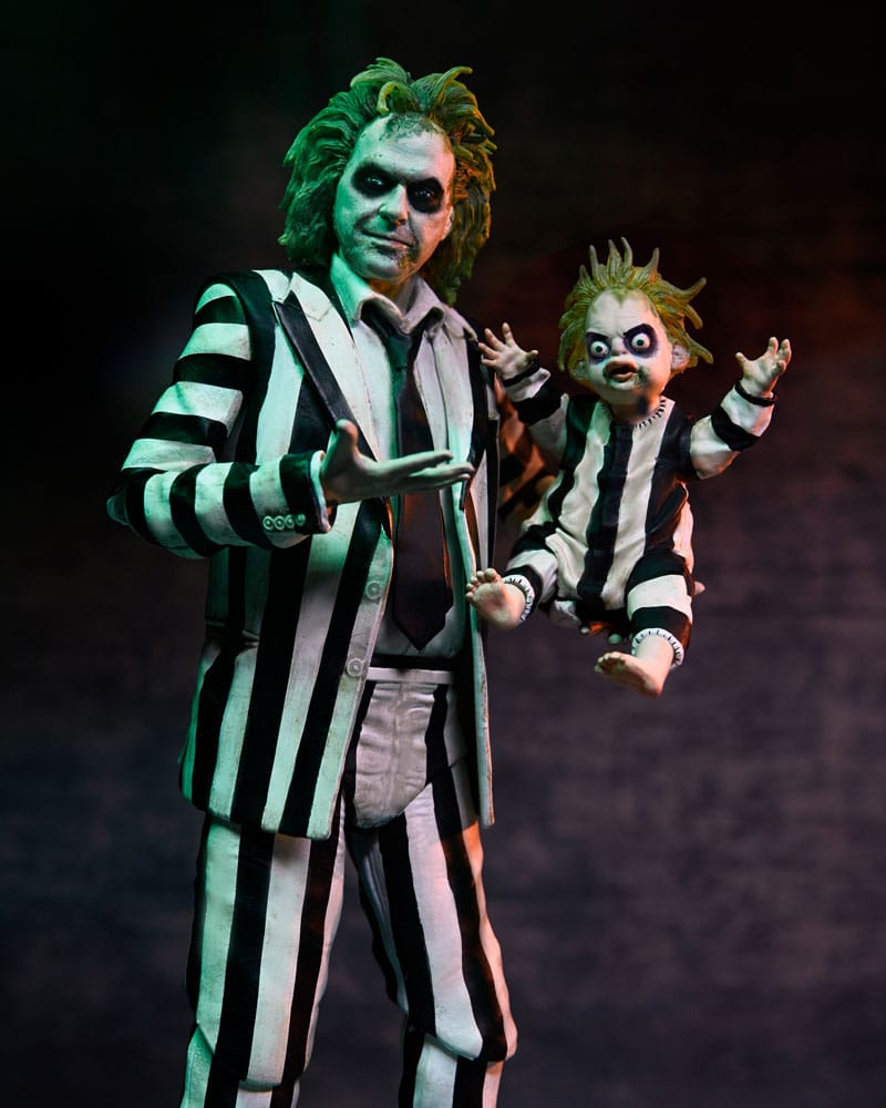 Beetlejuice Beetlejuice figurine 7 Scale Ultimate Striped Suit Beetlejuice 18 cm