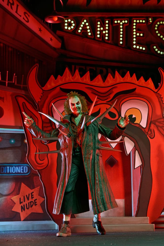 Beetlejuice (1988) diorama Trenchcoat with Spikes Inferno Room Deluxe Set
