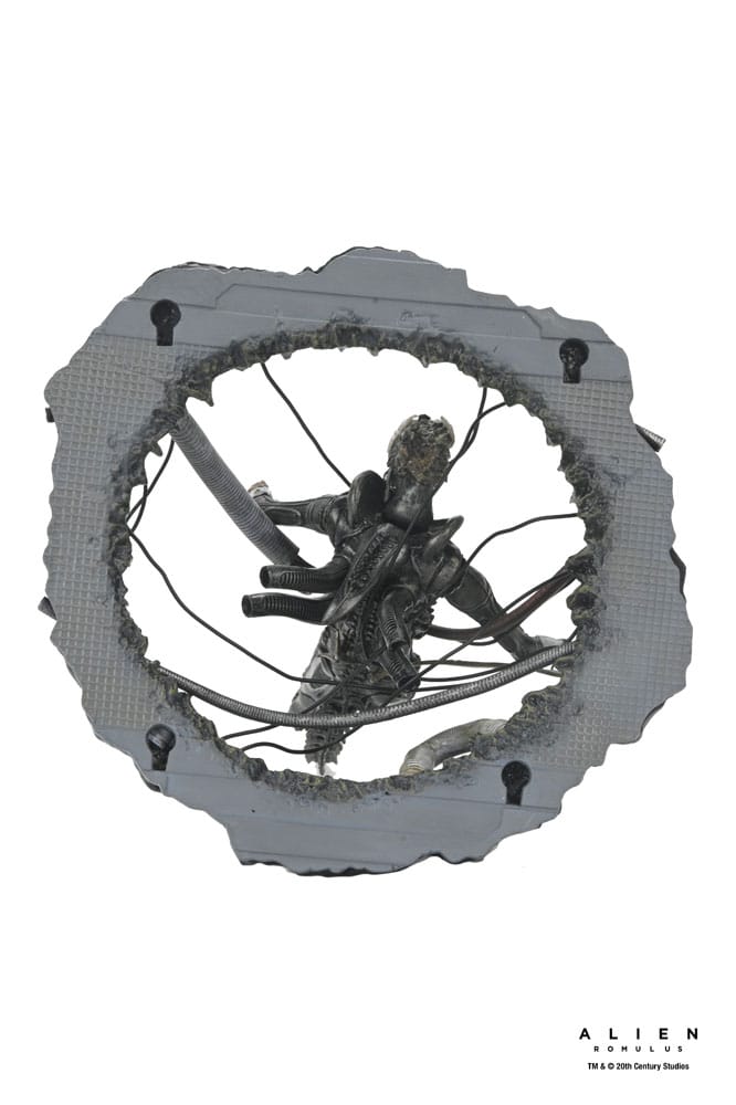 Alien: Romulus figurine Deluxe Suspended Lab Xenomorph XX121 18 cm