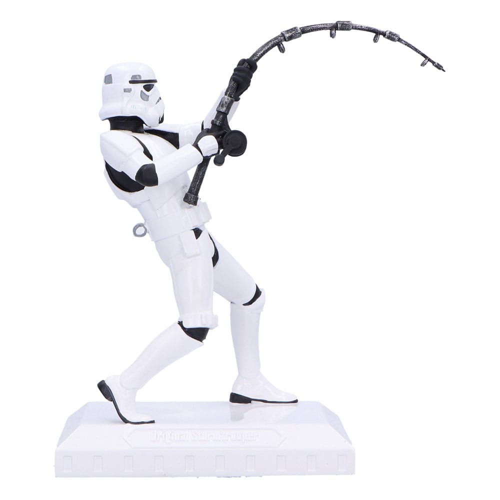 Nemesis Now - Star Wars - Stormtrooper "What a Catch" Statue 16cm