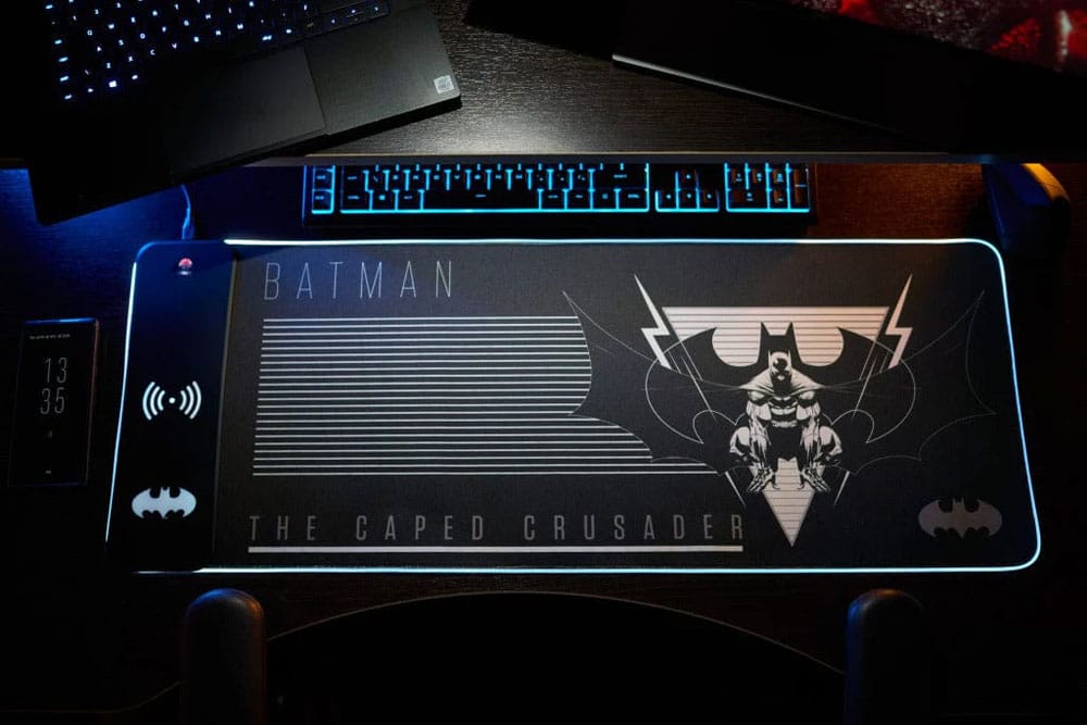 Numskull - DC Comics - Tapis de souris de jeu XXL et chargeur sans fil Batman