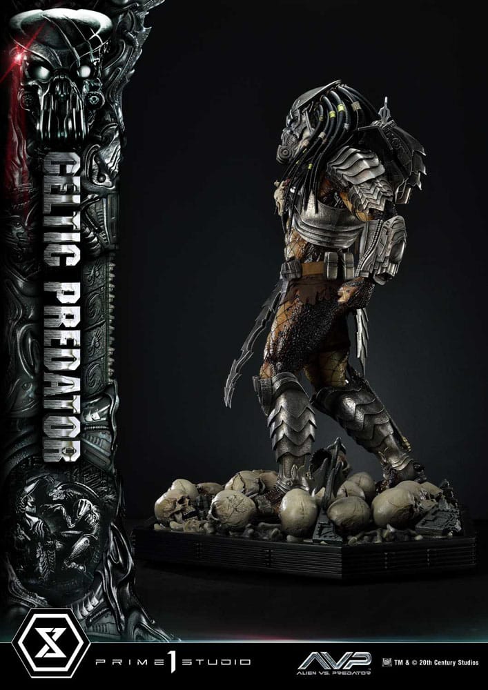 The Alien vs. Predator statuette Museum Masterline Series 1/3 Celtic Predator Bonus Ver. 95 cm