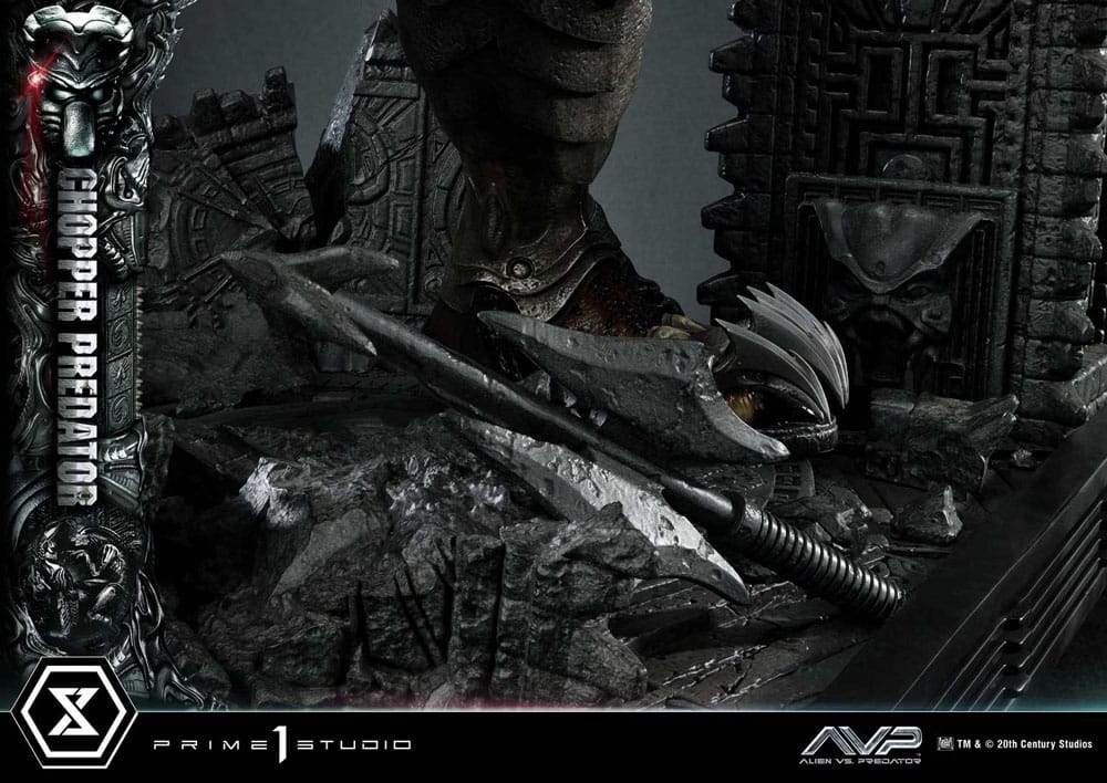 The Alien vs. Predator statuette Museum Masterline Series 1/3 Chopper Predator 103 cm
