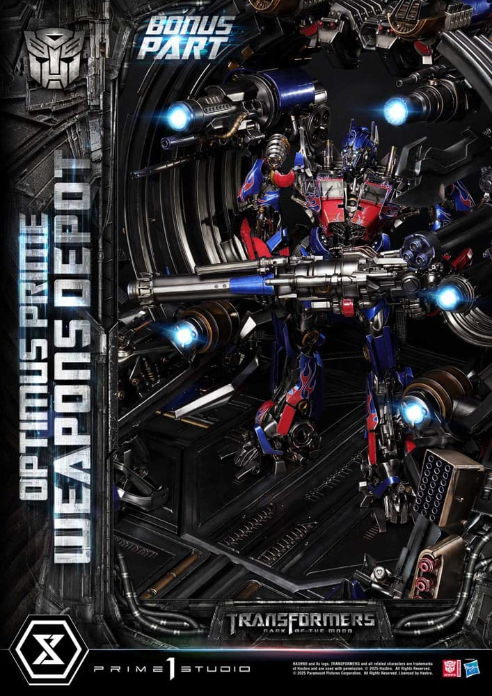Transformers: Dark of the Moon (Film) Museum Masterline statuette Optimus Prime Weapons Depot Bonus Version 127 cm
