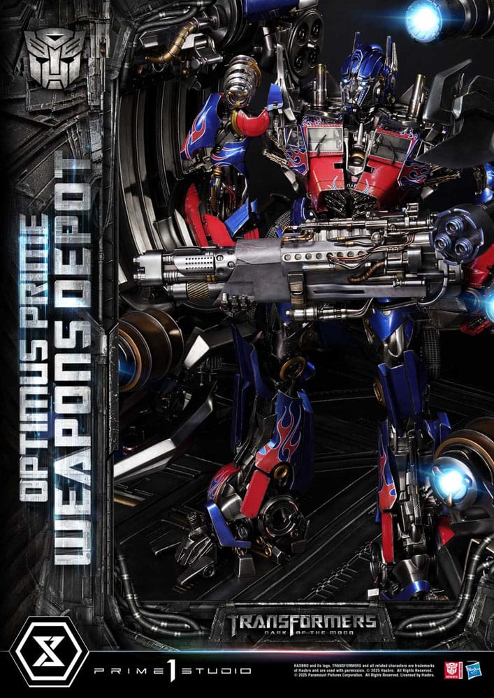 Transformers: Dark of the Moon (Film) Museum Masterline statuette Optimus Prime Weapons Depot Bonus Version 127 cm