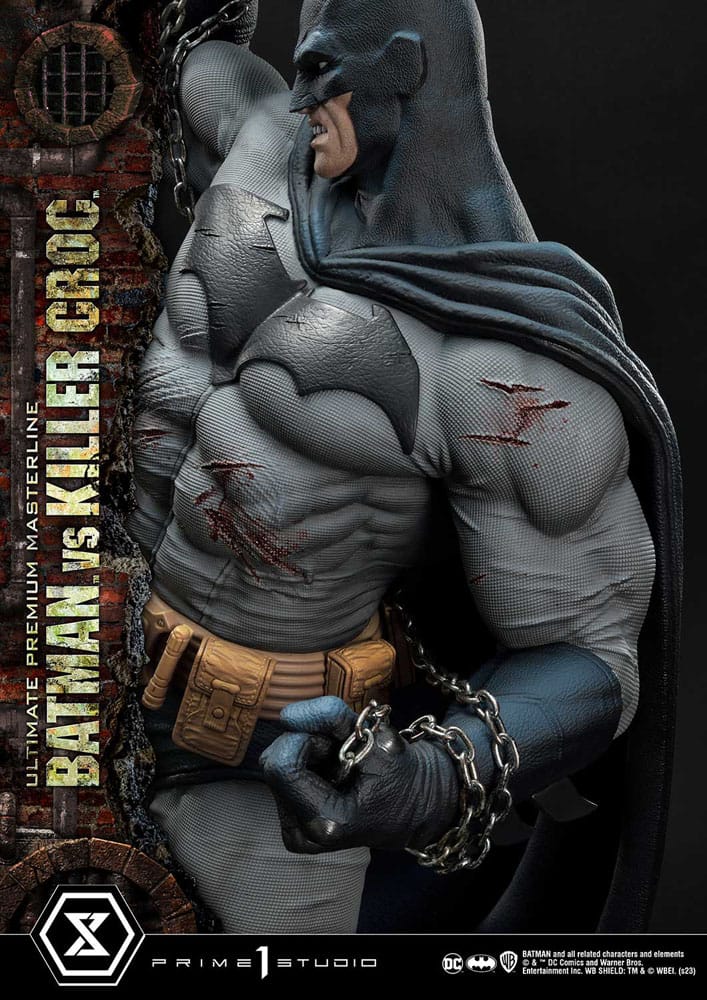 Batman statuette Ultimate Premium Masterline Series Batman Versus Killer Croc 71 cm