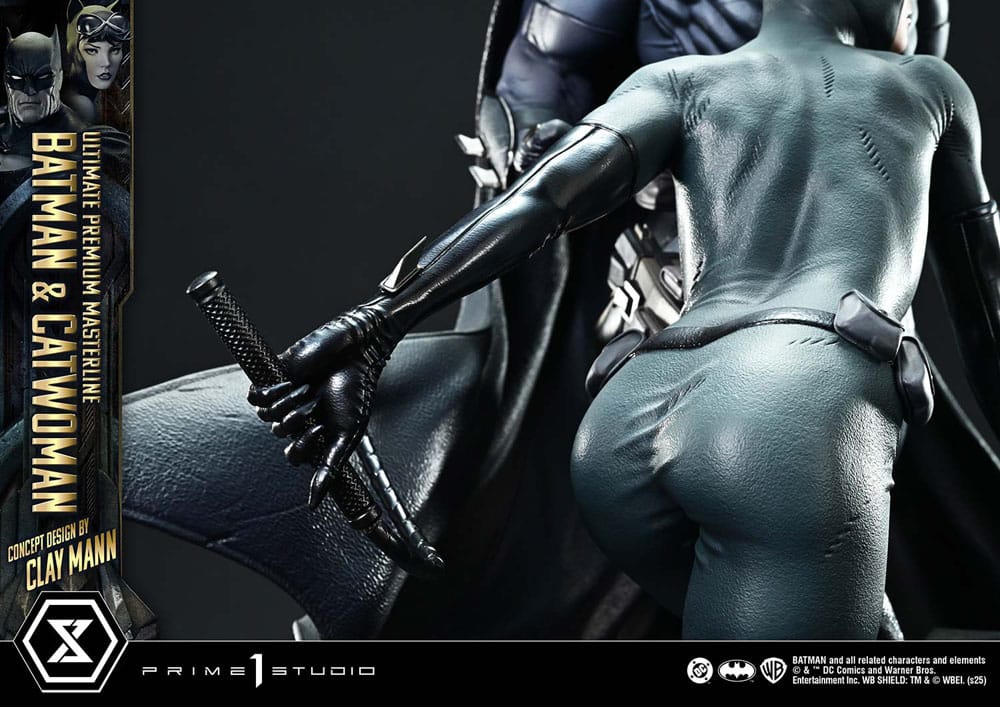 DC Comics statuette Ultimate Premium Masterline Series 1/4 Batman & Catwoman (Concept Design by Clay Mann) 56 cm