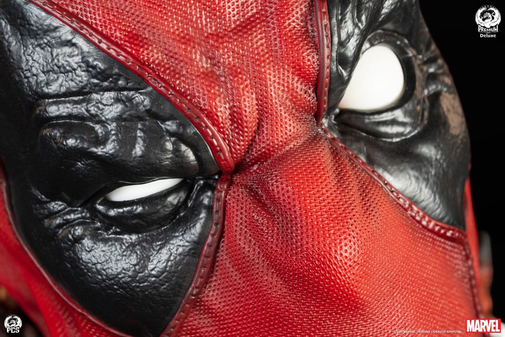 Marvel buste Fine Art Deadpool Deluxe Edition 42 cm