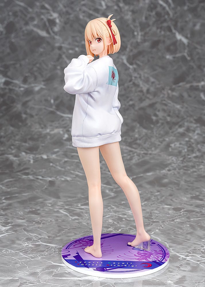 Lycoris Recoil statuette PVC 1/7 Chisato Nishikigi: Oversized Sweatshirt Ver. 25 cm
