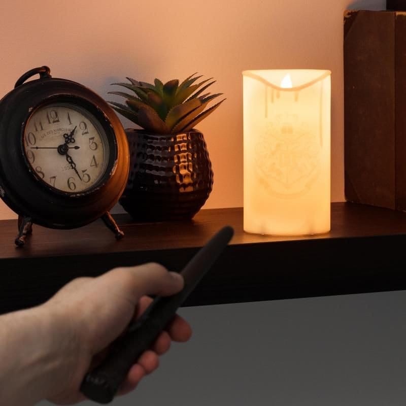 Harry Potter lampe bougie avec télécommande baguette magique 19 cm