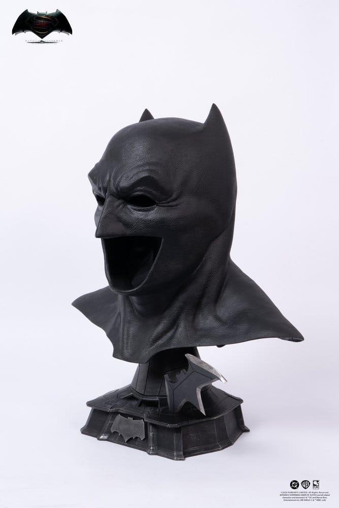 Justice League: Batman v Superman: Dawn of Justice réplique 1/1 Batman Cowl 51 cm