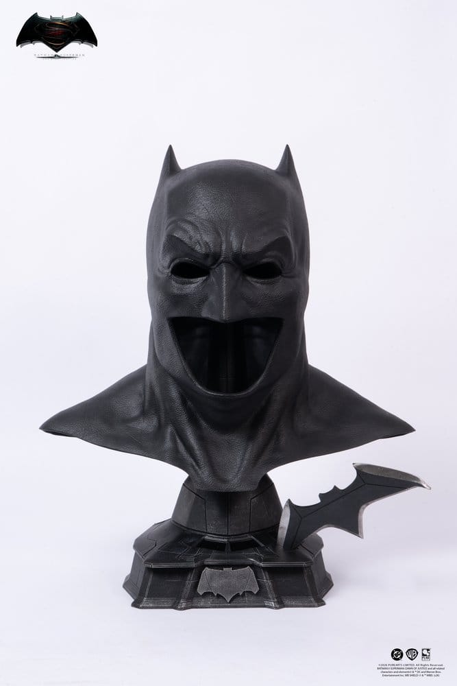 Justice League: Batman v Superman: Dawn of Justice réplique 1/1 Batman Cowl 51 cm