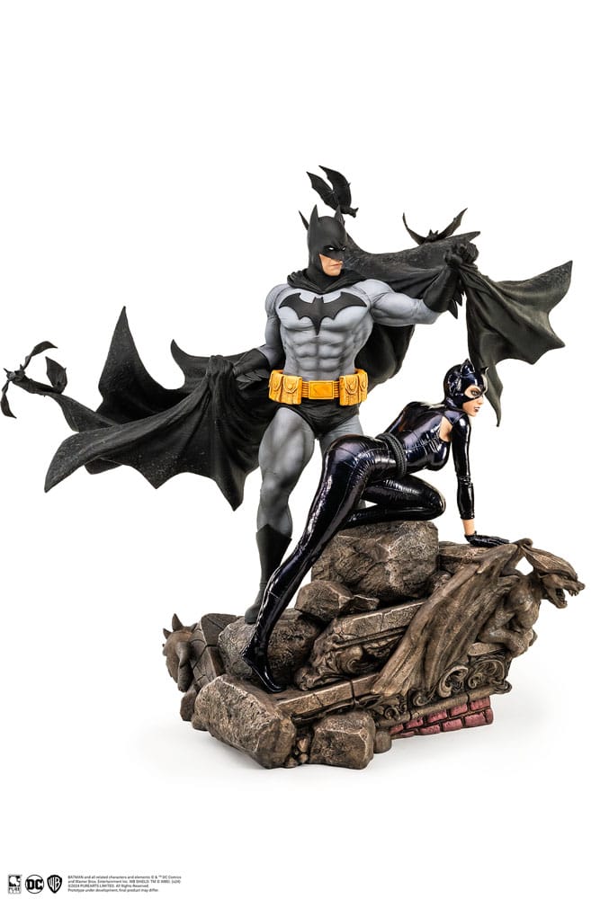 PureArts - 1:4 Scale Statues - DC Comics - Batman & Catwoman Reunion Statue 67cm