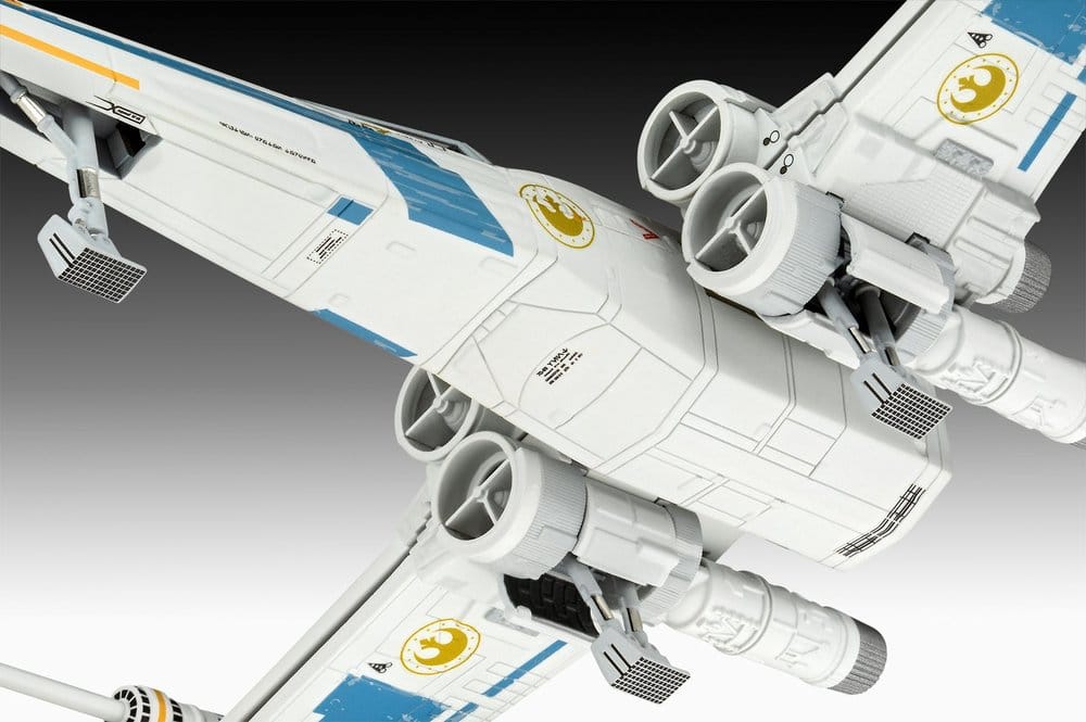 Star Wars The Mandalorian and Grogu Revell maquette 1/57 New Republic X-Wing Fighter 22 cm