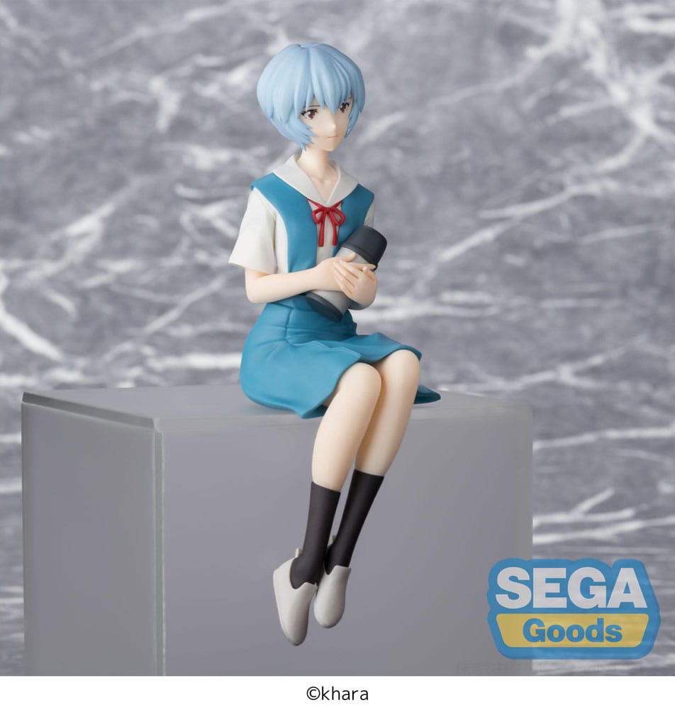 Rebuild of Evangelion statuette PVC PM Perching Rei Ayanami Evangelion New Theatrical Edition 14 cm