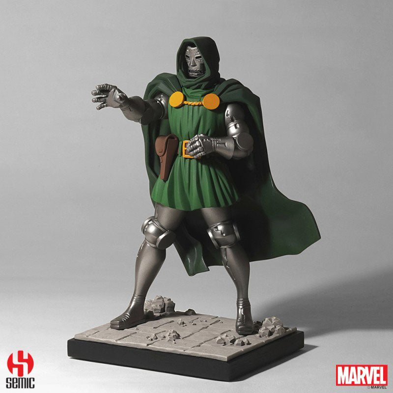 Marvel Comics statuette Legacy Collection Dr. Doom 26 cm