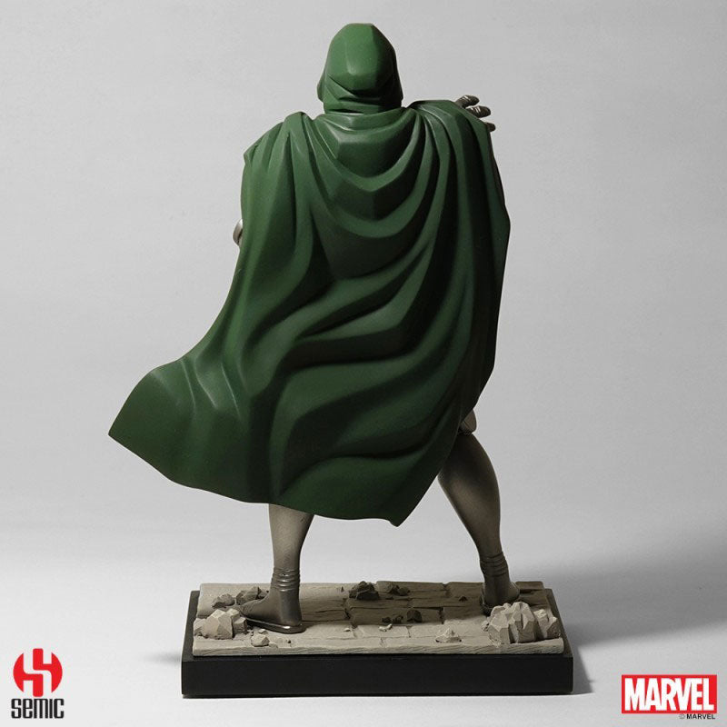 Marvel Comics statuette Legacy Collection Dr. Doom 26 cm