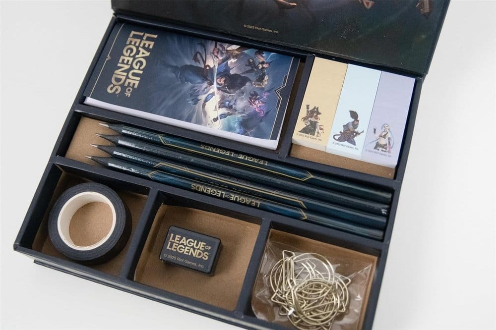 League of Legends set papeterie Champions Social