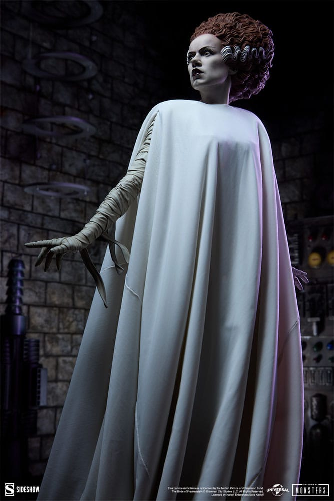 La Fiancée de Frankenstein statuette Premium Format Mixed Media The Bride of Frankenstein (Fabric Costume) 55 cm