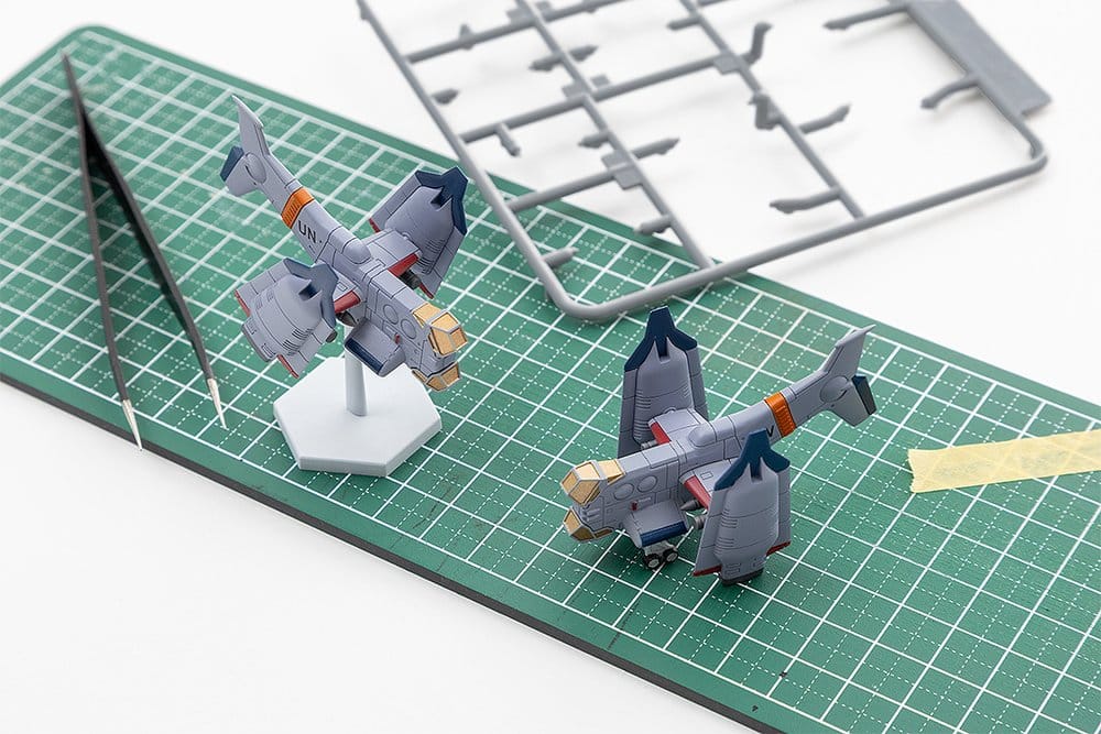 Rebuild of Evangelion plastic model kit SYUTO Tiny Scale UNAF Close Air Support VTOL Aircraft YAGR-3B 5 cm