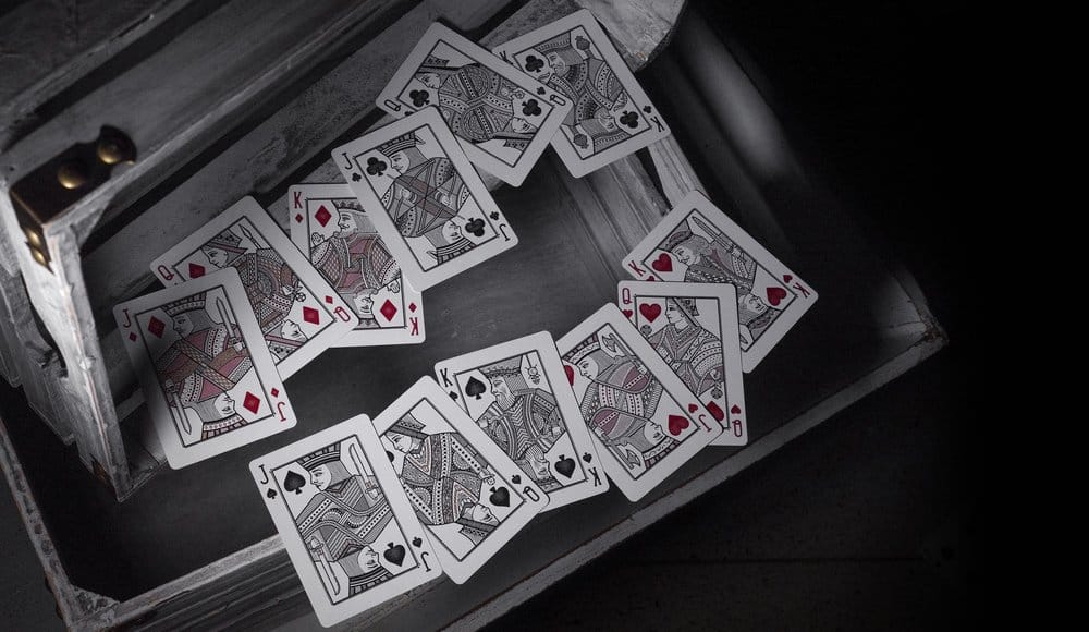 Theory 11  jeu de cartes à jouer Contraband