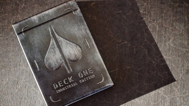 Theory 11  jeu de cartes à jouer DeckONE