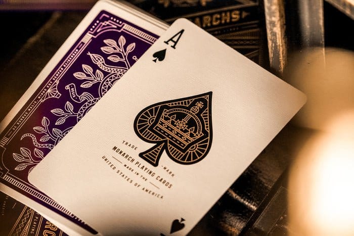 Theory 11  jeu de cartes à jouer Monarch Purple