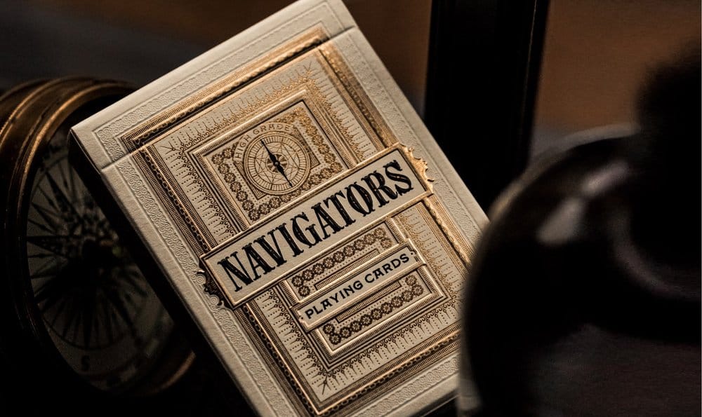 Theory 11  jeu de cartes à jouer Navigator
