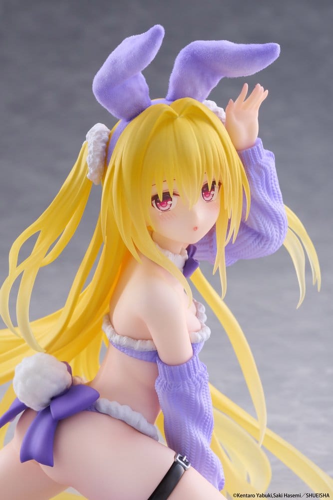 To Love-Ru Darkness figurine PVC MOFLOCK Golden Darkness (Fluffy Bunny Ver.) 13 cm