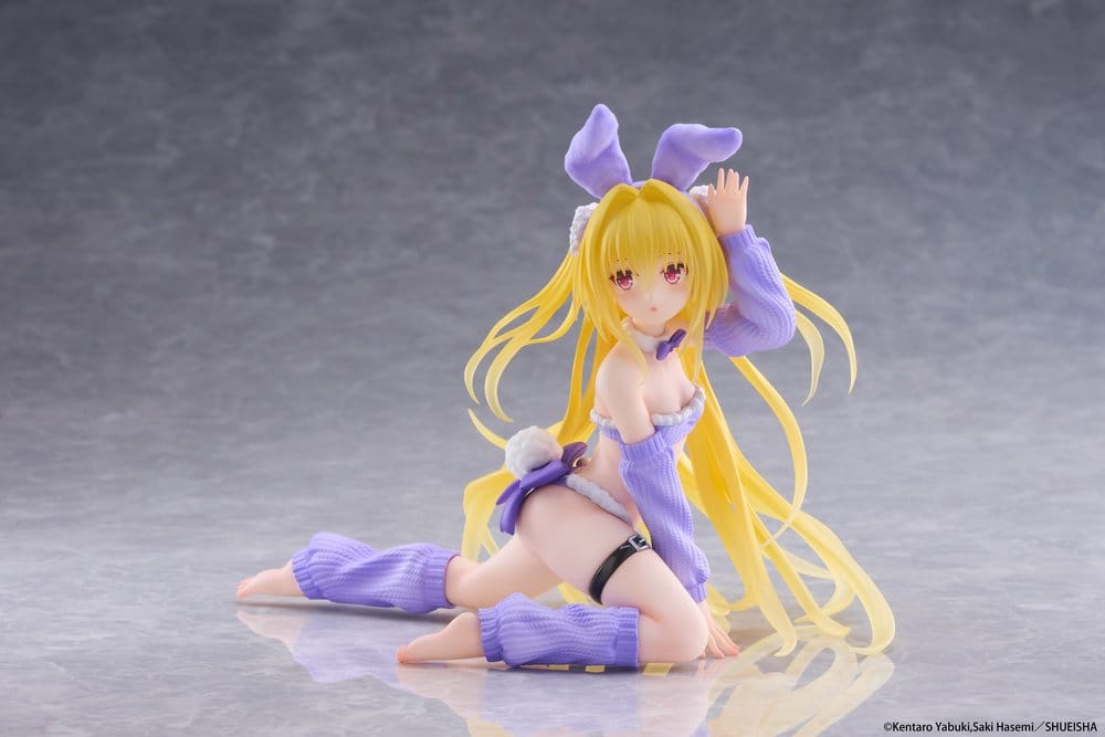 To Love-Ru Darkness figurine PVC MOFLOCK Golden Darkness (Fluffy Bunny Ver.) 13 cm