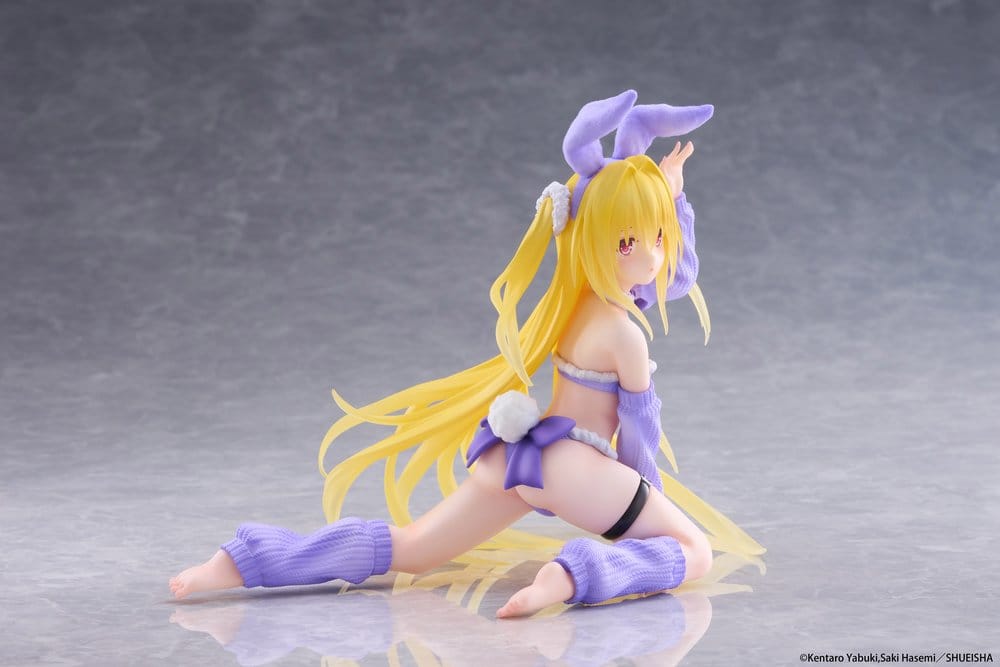 To Love-Ru Darkness figurine PVC MOFLOCK Golden Darkness (Fluffy Bunny Ver.) 13 cm
