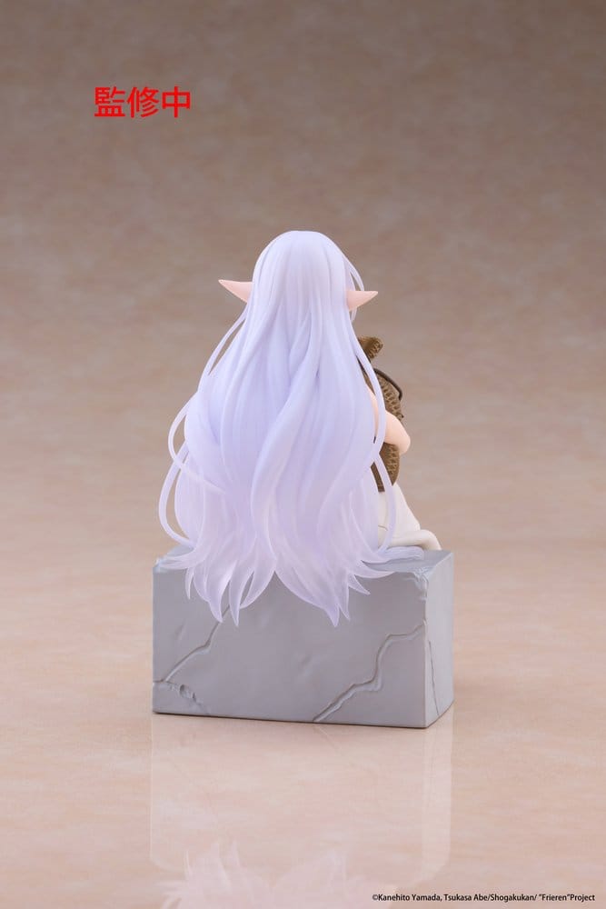 Frieren: Beyond Journey's End figurine PVC Desktop Cute Frieren (In training Ver.) 16 cm