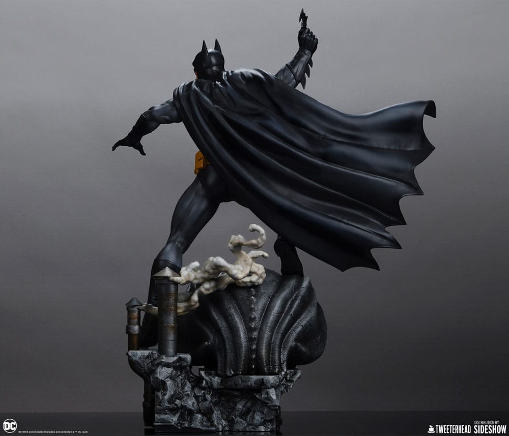 DC Comics statuette 1/6 Batman (Black and Gray Edition) 50 cm