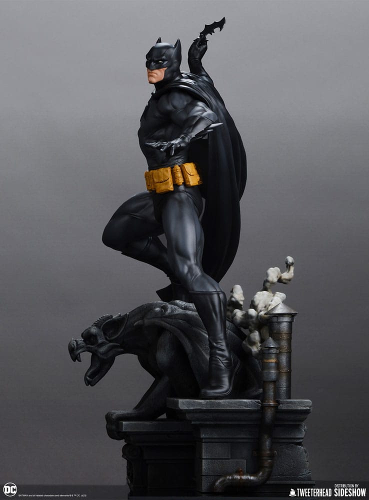 DC Comics statuette 1/6 Batman (Black and Gray Edition) 50 cm