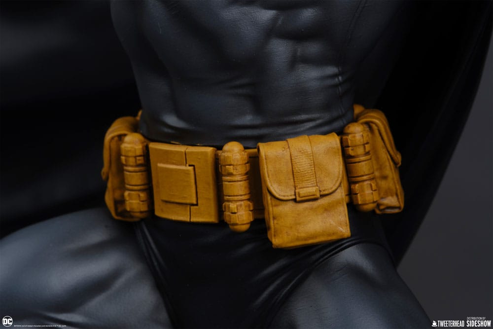 DC Comics statuette 1/6 Batman (Black and Gray Edition) 50 cm