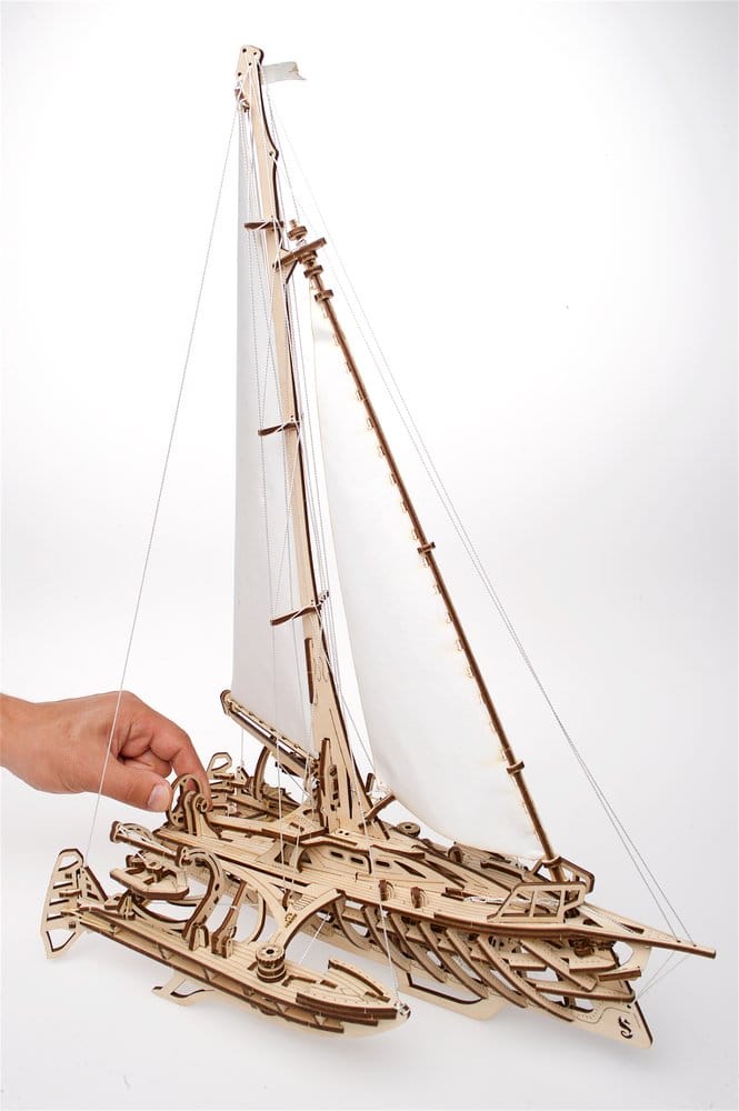 Ugears puzzle en bois 3D Trimaran Merihobus
